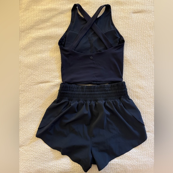 Abercrombie & Fitch workout set - Picture 2 of 3